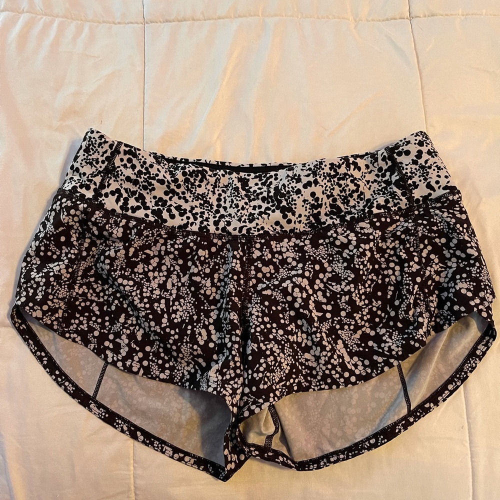 Size 4 Women’s lululemon athletic shorts